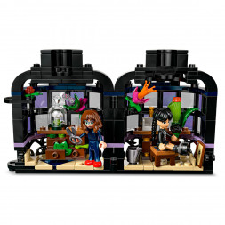 Конструктор LEGO Wednesday 76784 Цветок черного георгина