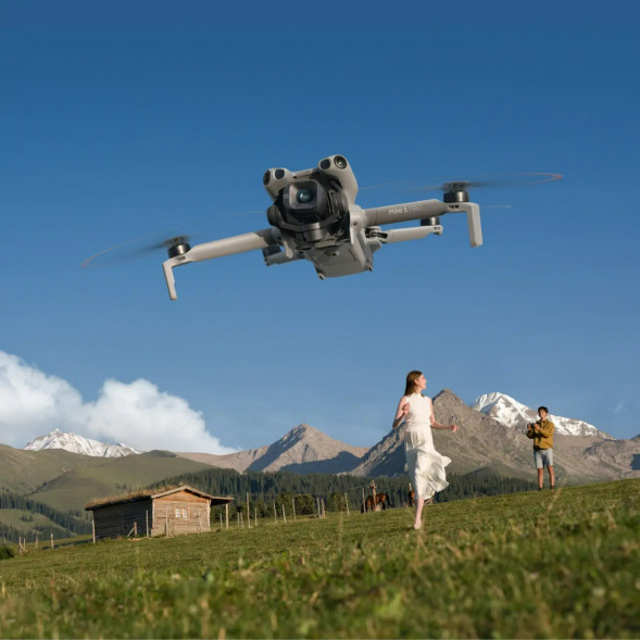 Квадрокоптер DJI Mini 5 Pro Fly More Combo (DJI RC-N3) в Энгельсе